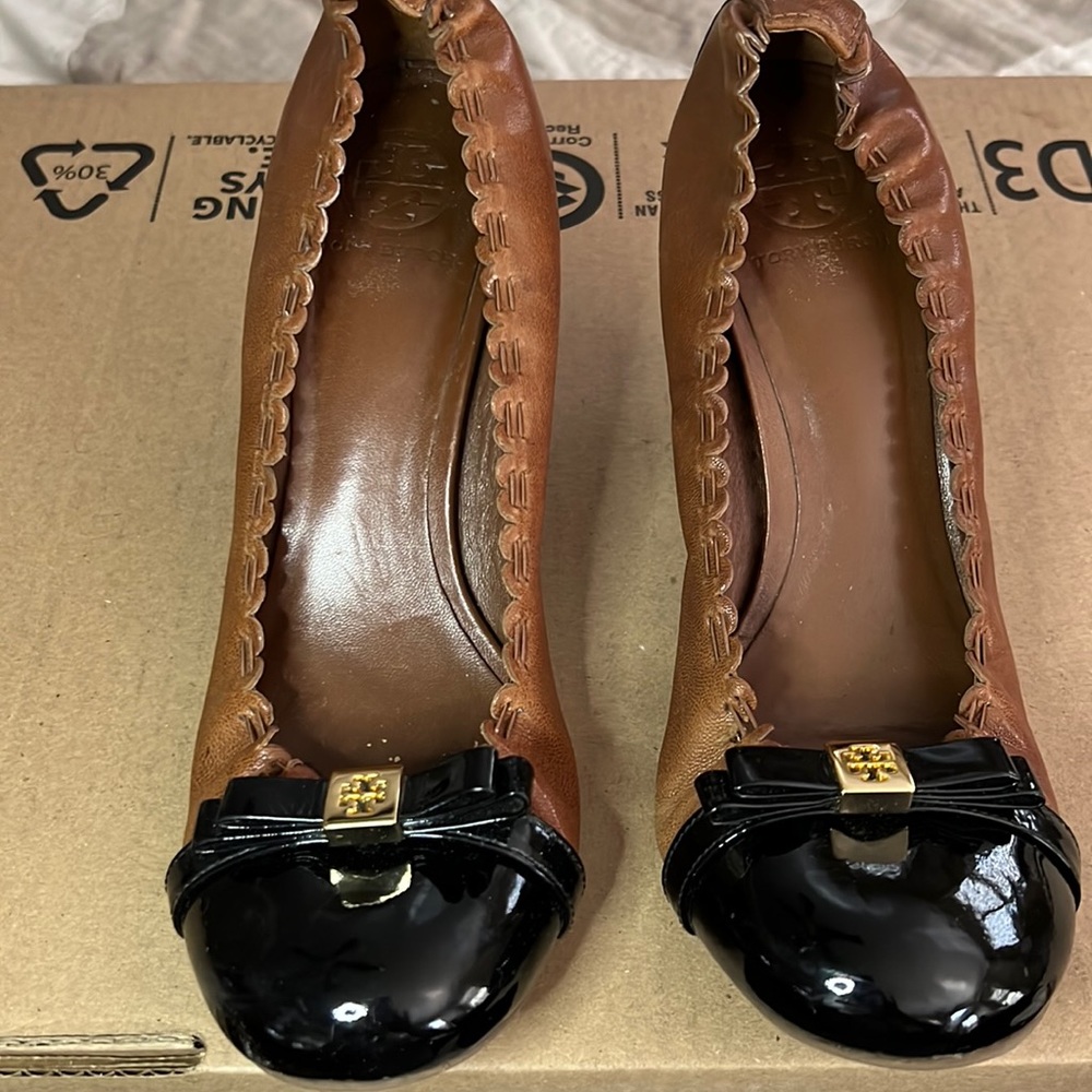 Tory Burch bow kitten heels